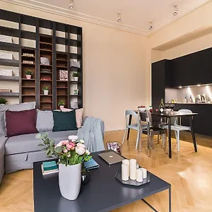 Апартаменты Rent Like - Hoza 39, Варшава